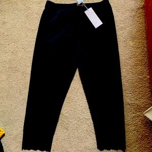 Emery 🌹 Rose Work Out Capri L